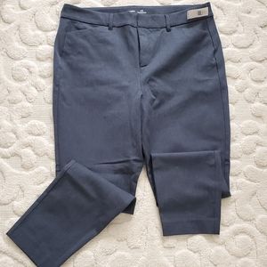 Old NavyHigh-Waisted Pixie Full-Length Pants